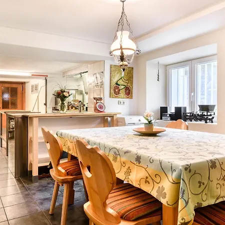 Berghaus Tschengla By A-appartments Bürserberg